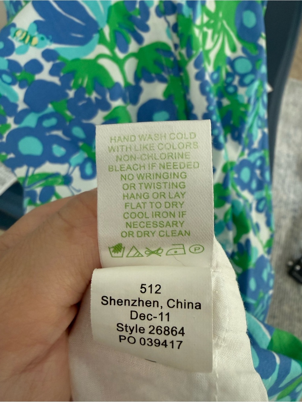 Lilly Pulitzer Blue & Green Floral Halter Dress Size 4 “Bee in Your Bonnet” - Picture 7 of 8